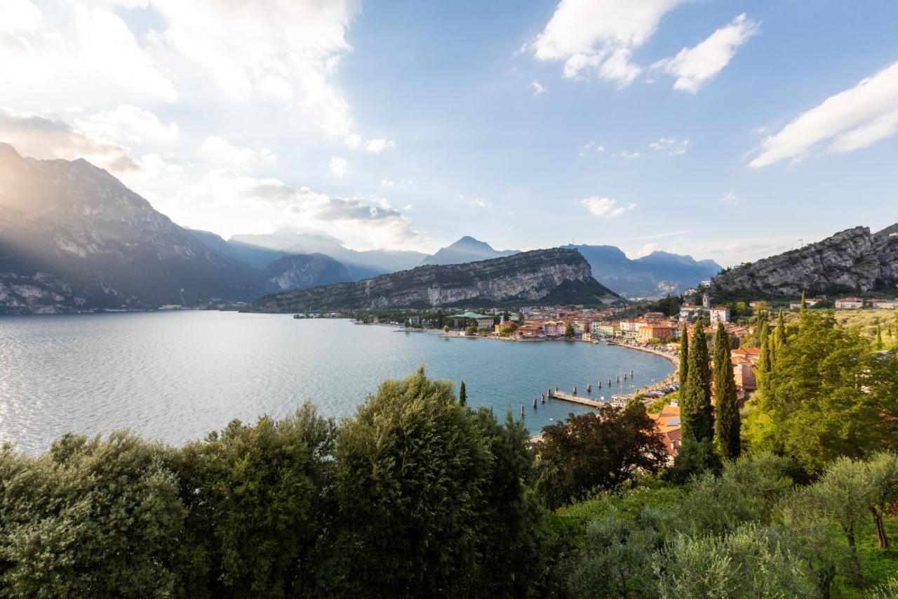 Vistalago Torbole Torbole Sul Garda Exterior foto