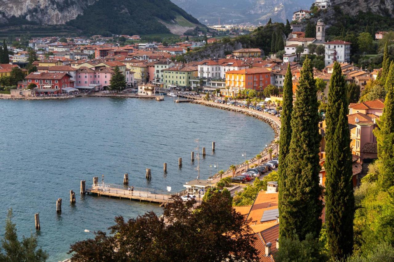 Vistalago Torbole Torbole Sul Garda Exterior foto